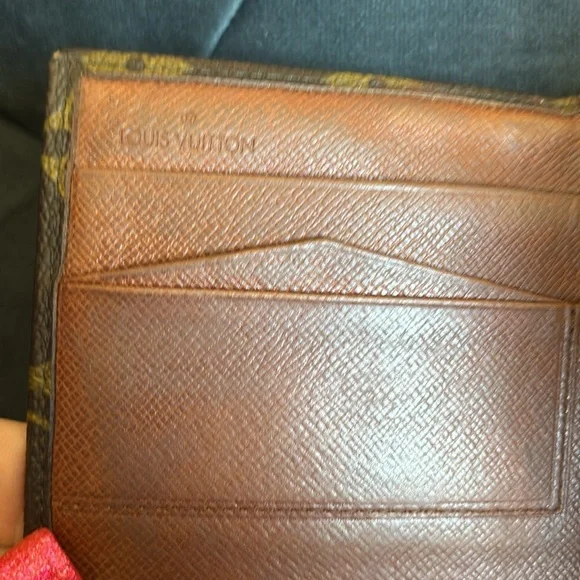 Louis Vuitton Monogram Vintage Wallet - Picture 8 of 16